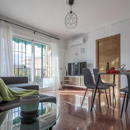 Elegante Apt Luminoso Y Tranquilo De 2 Hab Sevilla Wifi-Ful Parking Inc Luaran gambar